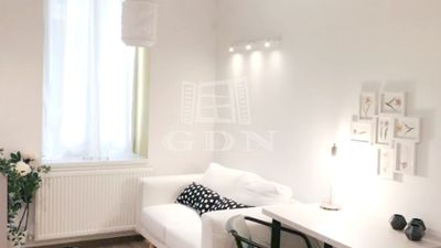 Budapest, VI. kerület Lakás - 99.000.000 Ft