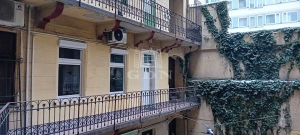 出卖 Budapest VII. kerület 公寓房