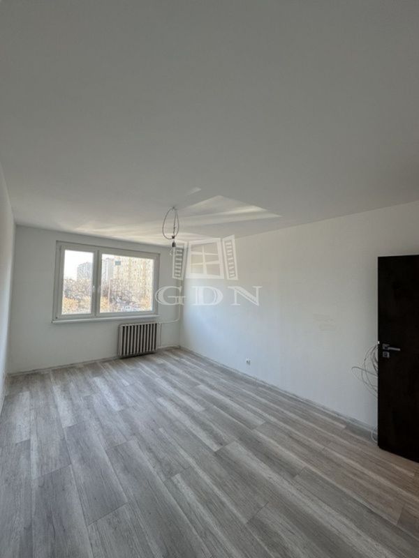 Eladó Budapest IV. kerület Lakás