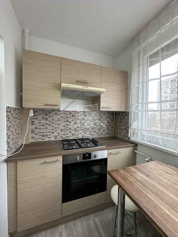 Eladó Budapest III. kerület Lakás