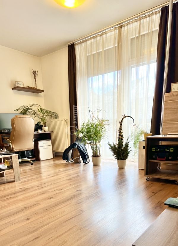 Eladó Budapest XIII. kerület Lakás