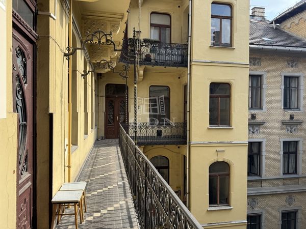Eladó Budapest IX. kerület Lakás (téglaépítésű)