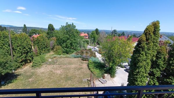 Eladó Budapest III. kerület Telek