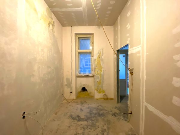 Eladó Budapest VI. kerület Lakás