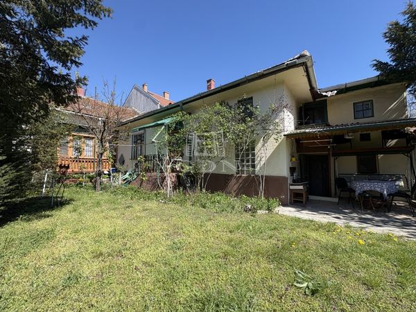 Eladó Budapest IV. kerület Házrész