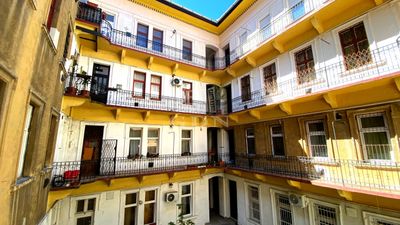 Budapest, VI. kerület Locuinta - 57.999.000 HUF