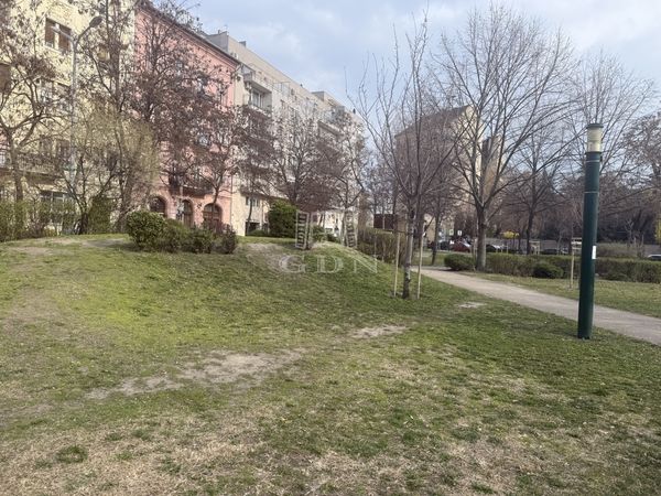Eladó Budapest VIII. kerület Lakás