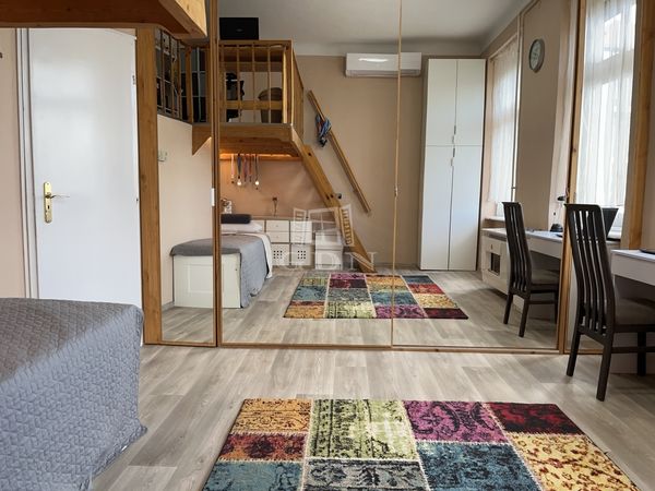 Продается Budapest VIII. kerület Квартира