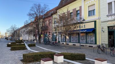 Hódmezővásárhely 商业用 - 店铺 - 670.000 HUF