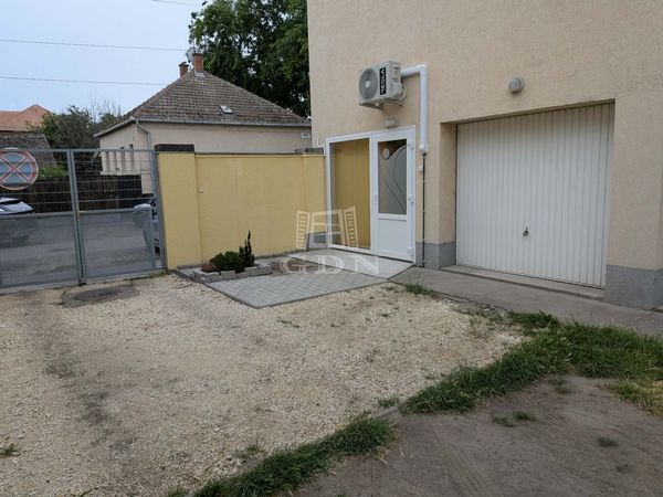 For rent Szeged Garage