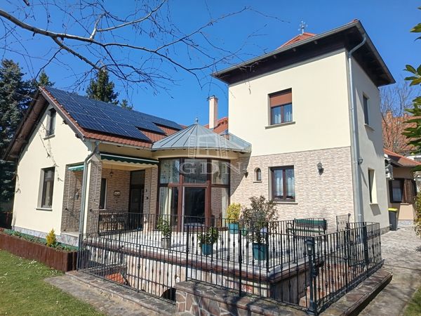 For sale Gödöllő Family House