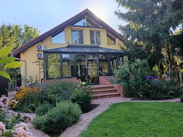 Продается Gödöllő Частный дом