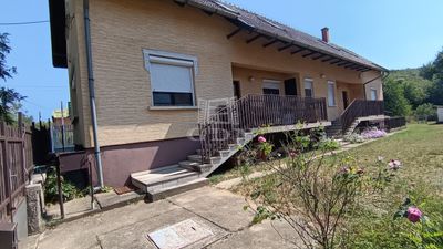 Kerepes Ikerház - 90.900.000 Ft