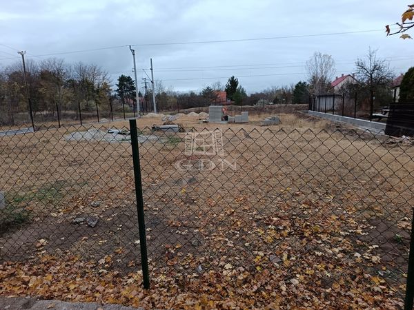 Eladó Veresegyház Telek