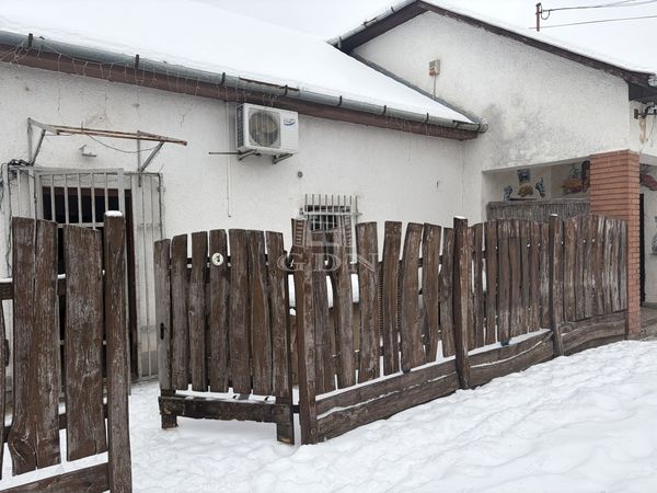 Eladó Fót Családi ház