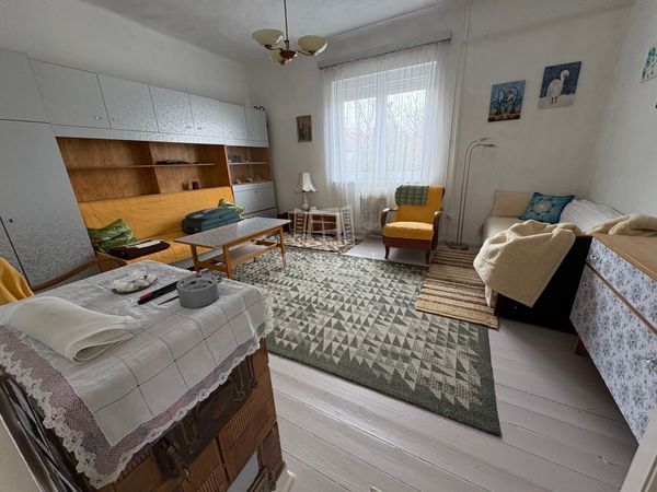 Eladó Veresegyház Családi ház