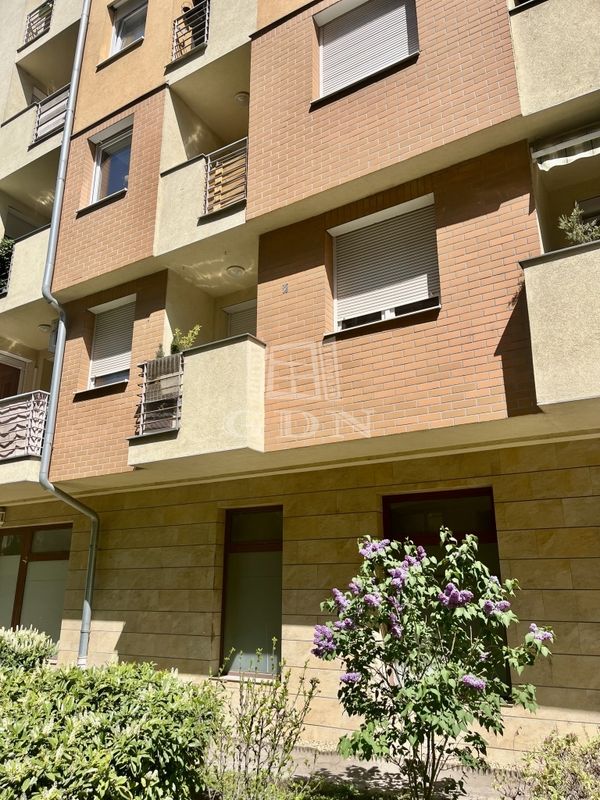 出卖 Budapest IX. kerület 公寓房（砖头）