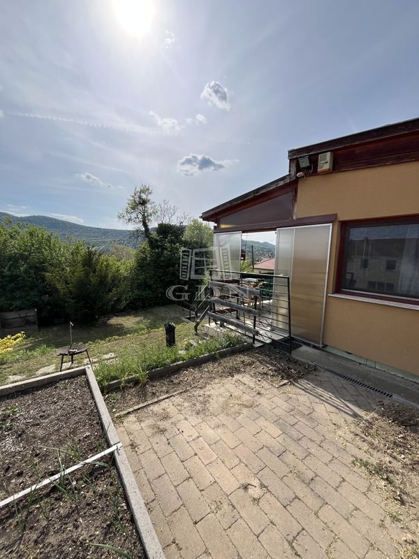 Vânzare Budapest III. kerület Casa Familiala