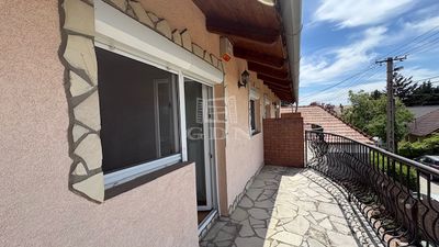 Dunakeszi Дом рядовой застройки - 109.000.000 HUF