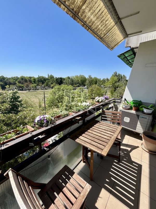 Продается Budapest XXI. kerület Квартира (панель)