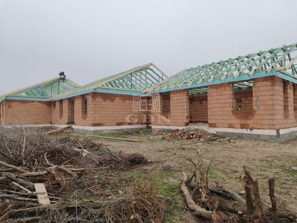 Eladó Dunaharaszti Sorház