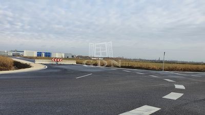 Szigetszentmiklós Industriegebiet - 359.456.000 HUF