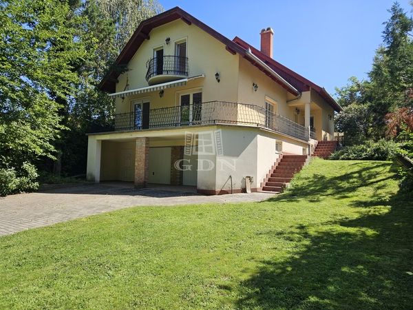 Eladó Dunaharaszti Családi ház