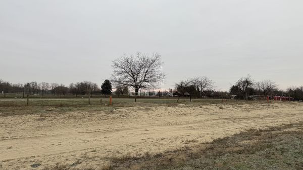 Eladó Dunaharaszti Telek