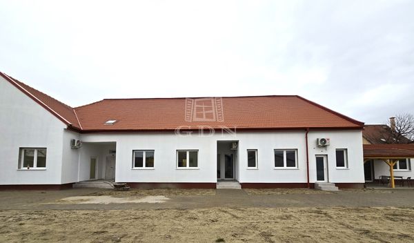 Eladó Budapest XXIII. kerület Lakás (téglaépítésű)