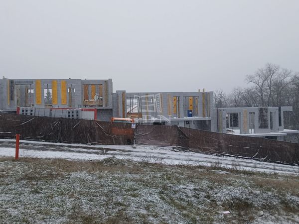 Eladó Mogyoród Sorház