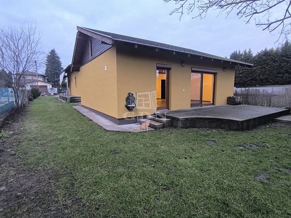 Kiadó Dunaharaszti Családi ház