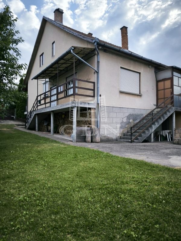 Verkauf Bercel Einfamilienhaus