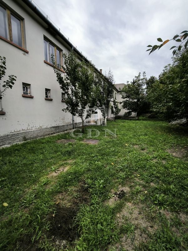 For sale Váchartyán Office