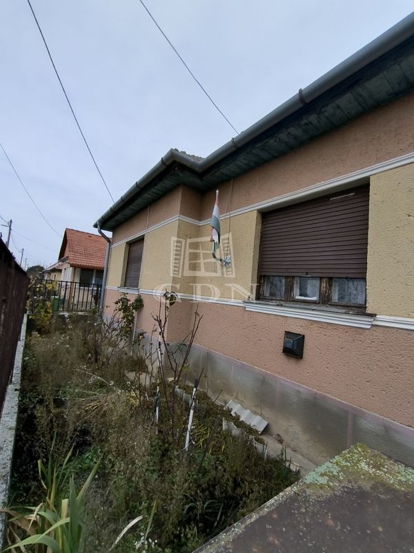 For sale Zsámbok Family House