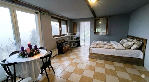 Eladó Vác Nyaraló