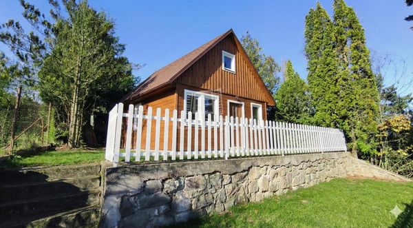 Eladó Dunabogdány Nyaraló