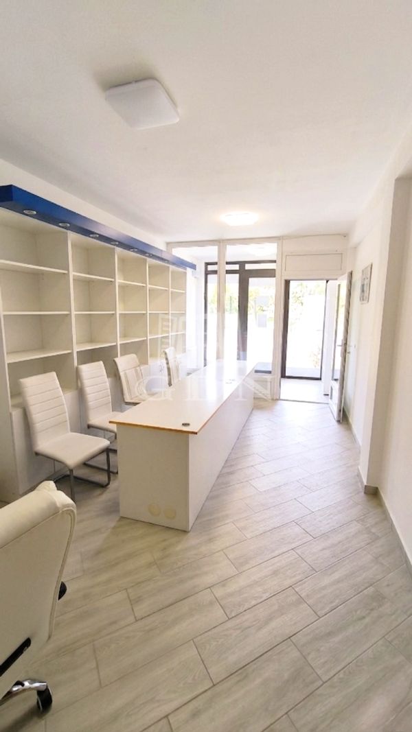 For rent Dunakeszi Commercial - Commercial premises