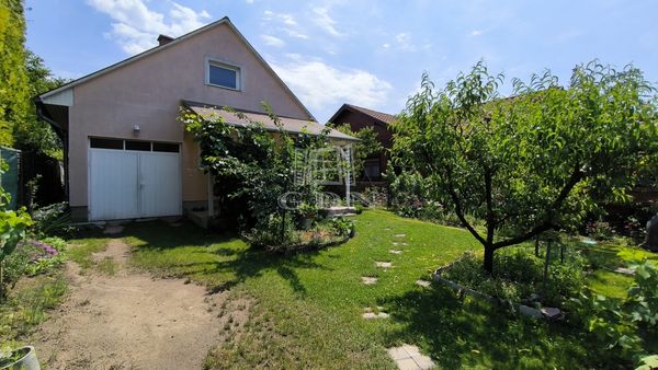 For sale Dunakeszi Family House