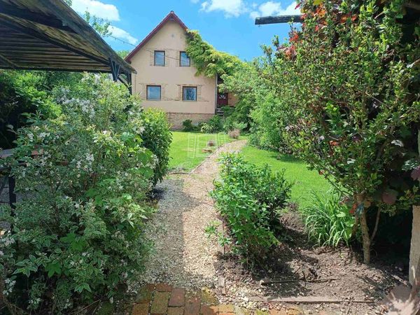 For sale Etyek Family House