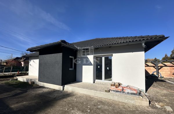 Vânzare Bicske Duplex