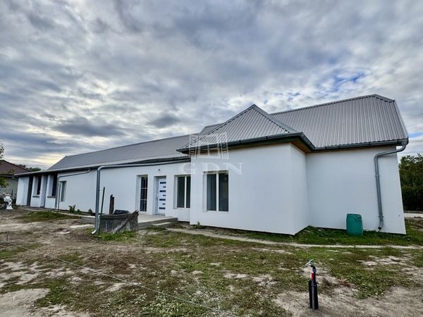 Vânzare Baracska Casa Familiala