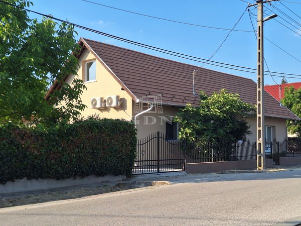 For sale Érd Semidetached house