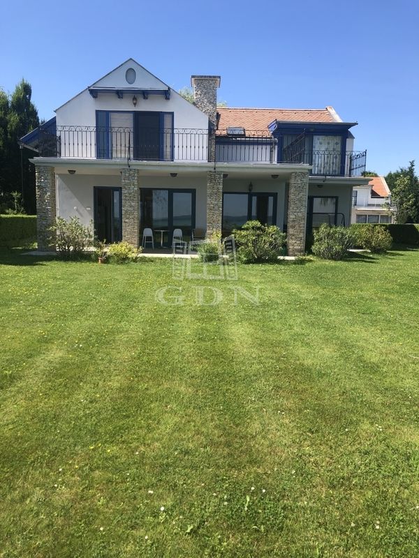 Продается Balatonakali Дача