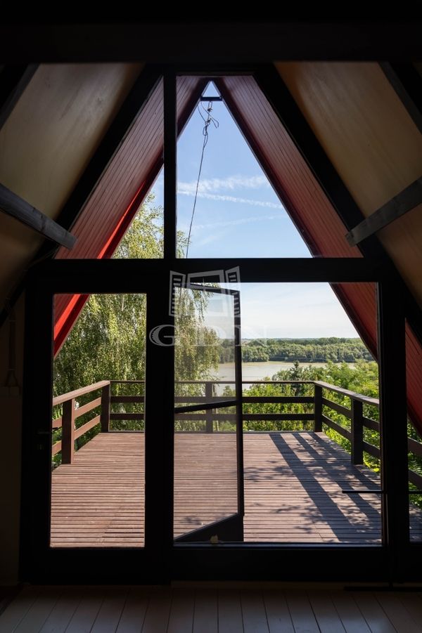 Eladó Kulcs Nyaraló