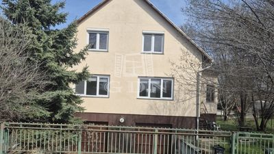 Százhalombatta Casa Familiala - 90.000.000 HUF
