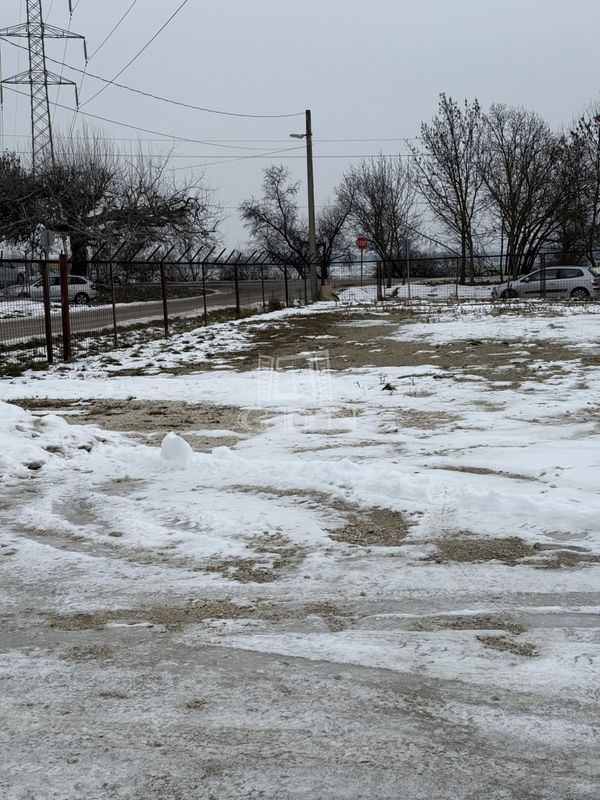 Eladó Taksony Telek