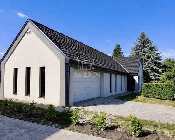 Eladó Biatorbágy Családi ház