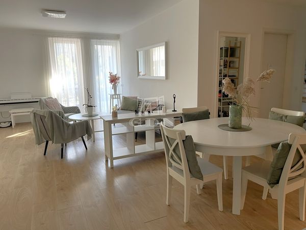 Eladó Biatorbágy Lakás