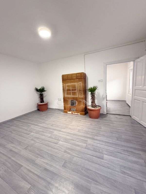 Eladó Budapest XX. kerület Családi ház