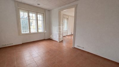 Budapest, XII. kerület Iroda - 390.000 Ft